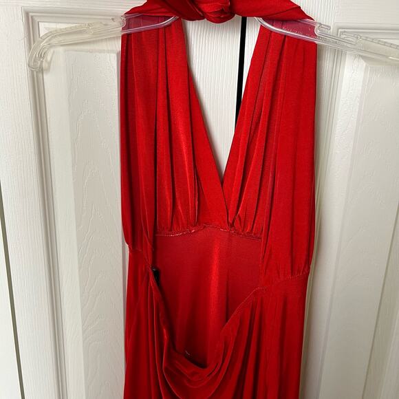 Missguided Halter Gown Red 8 - Picture 4 of 10